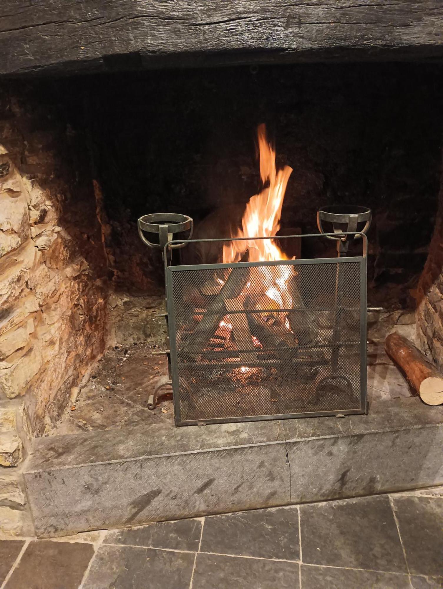 Gite Ardennes Au Coin Du Feu Jacuzzi Sauna Et Nature ชัลเลย์ ภายนอก รูปภาพ